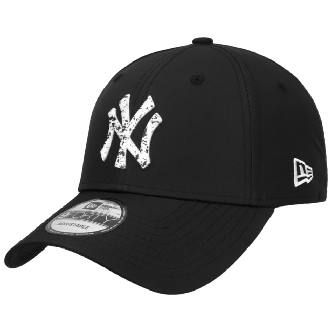 9Forty BLK Yankees Cap by New Era - 29,95 €