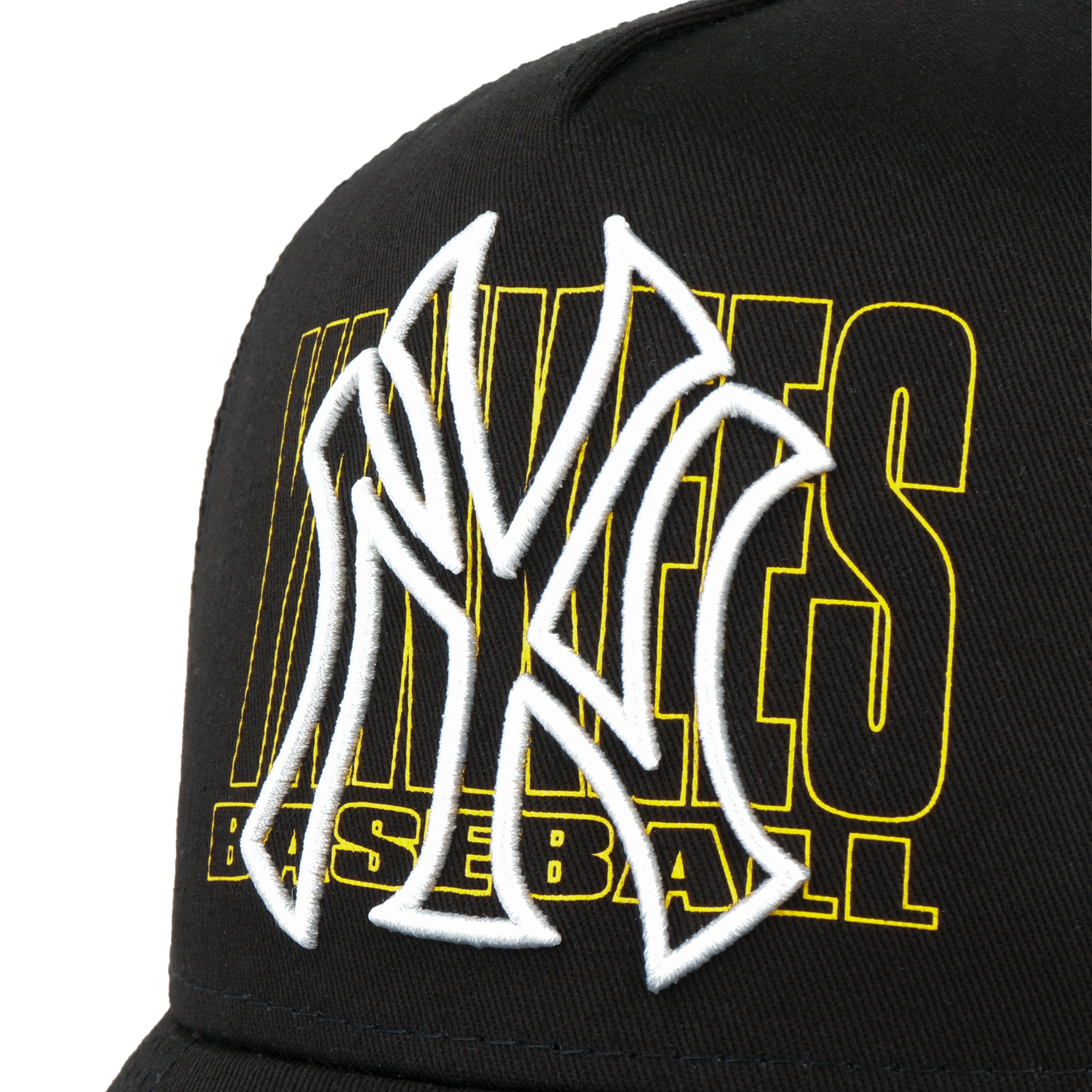 9Forty Logo Overlay Yankees Cap by New Era - CHF 32.95