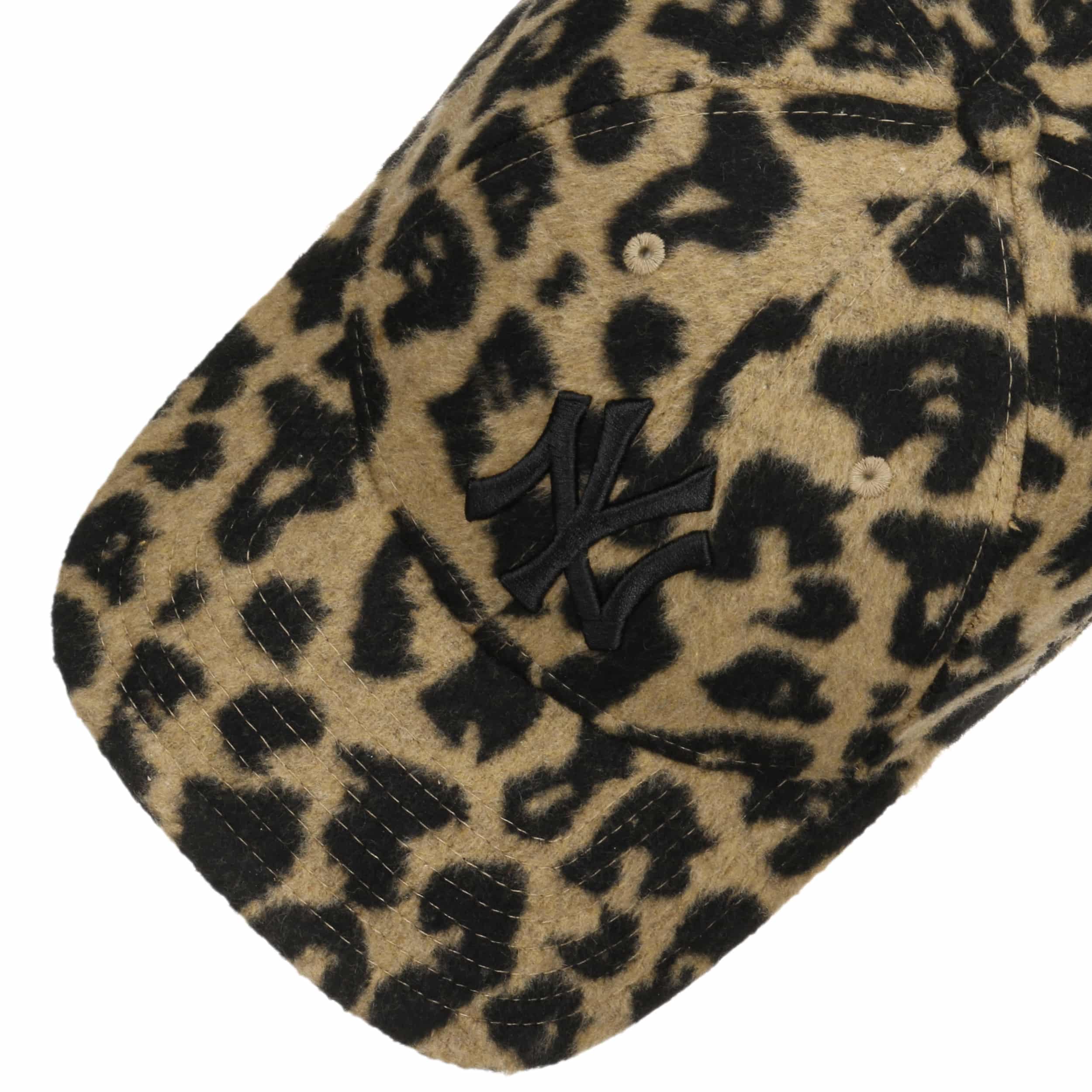 9Forty WMNS Leopard Yankees Cap by New Era - 32,95