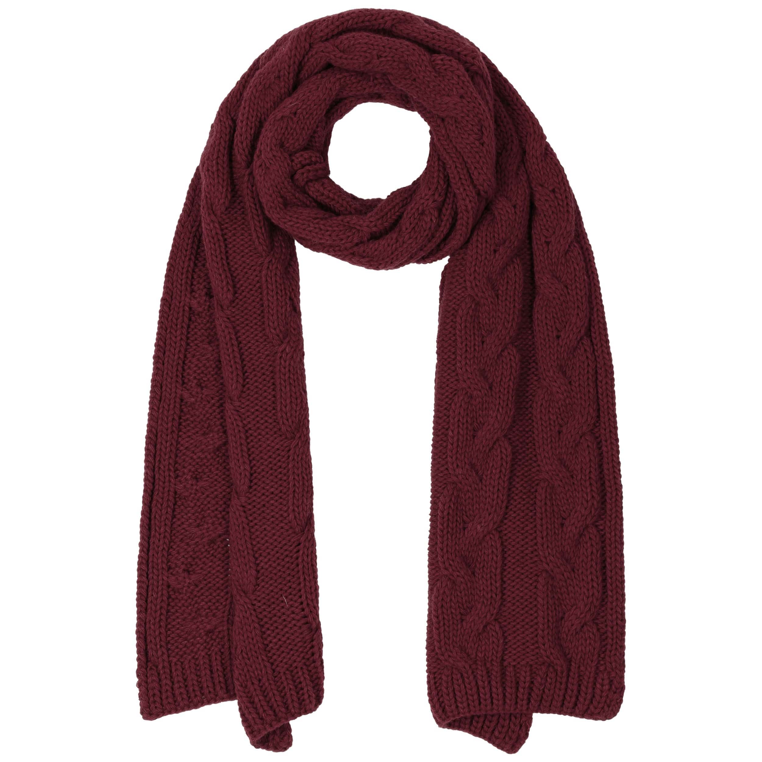 maroon knit scarf