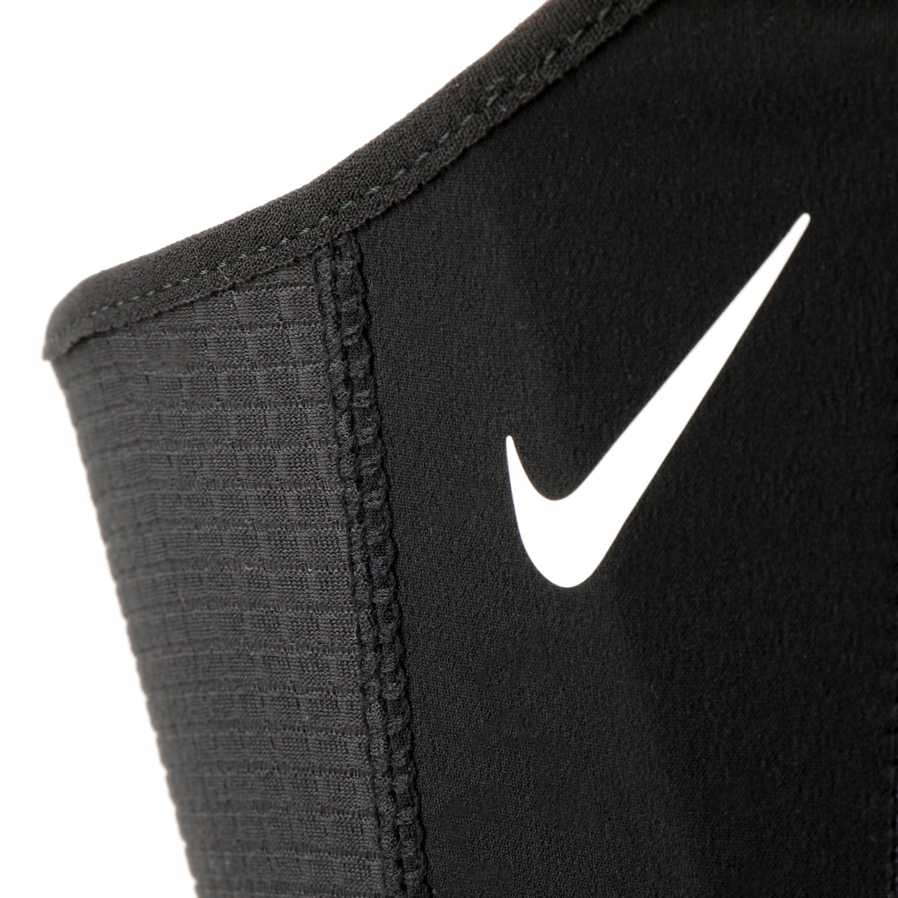 Men´s Hyperstorm Neck Warmer by Nike 39,95