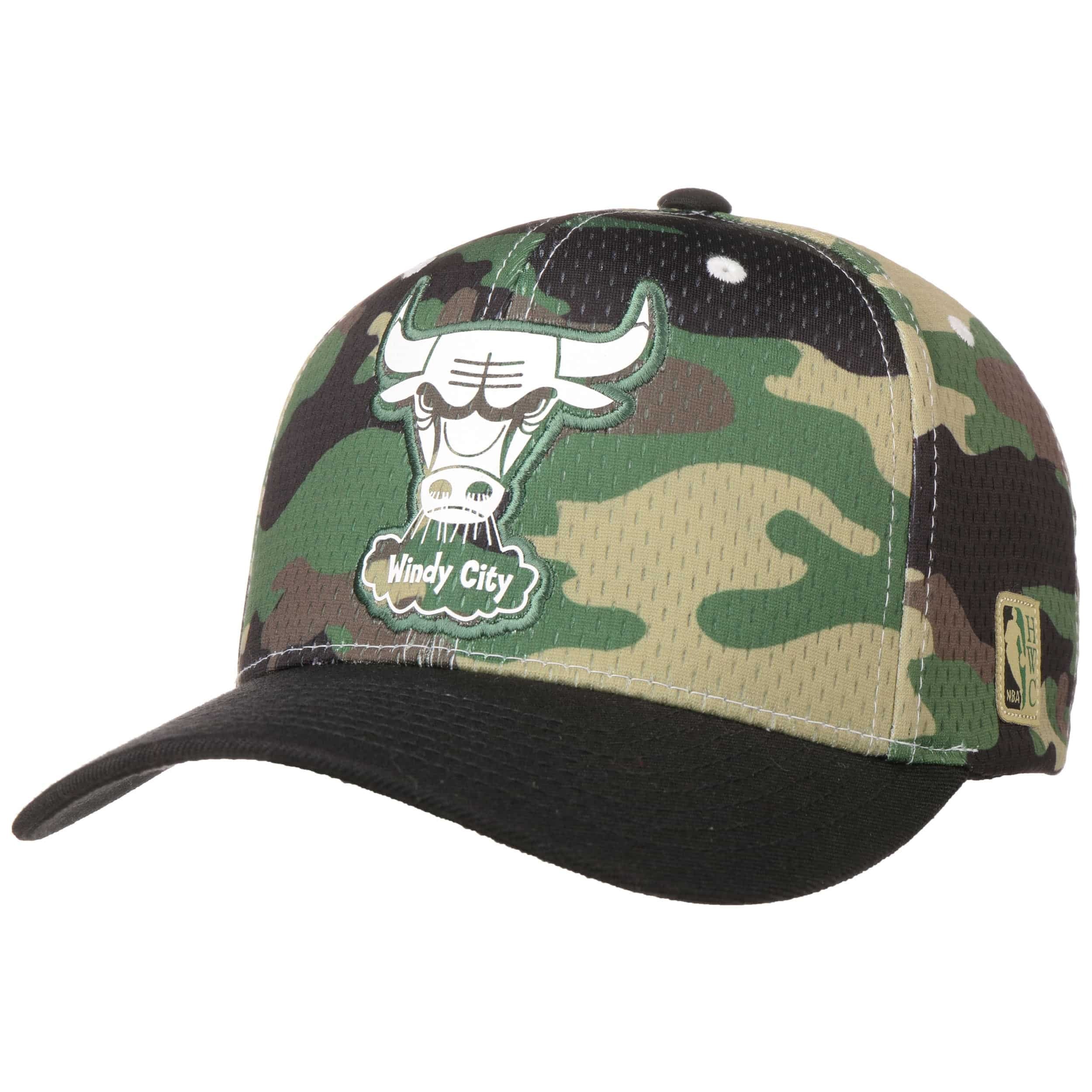 Casquette Mitchell & Ness Chicago Bulls Camouflage Rouge - Réglable, Neuve