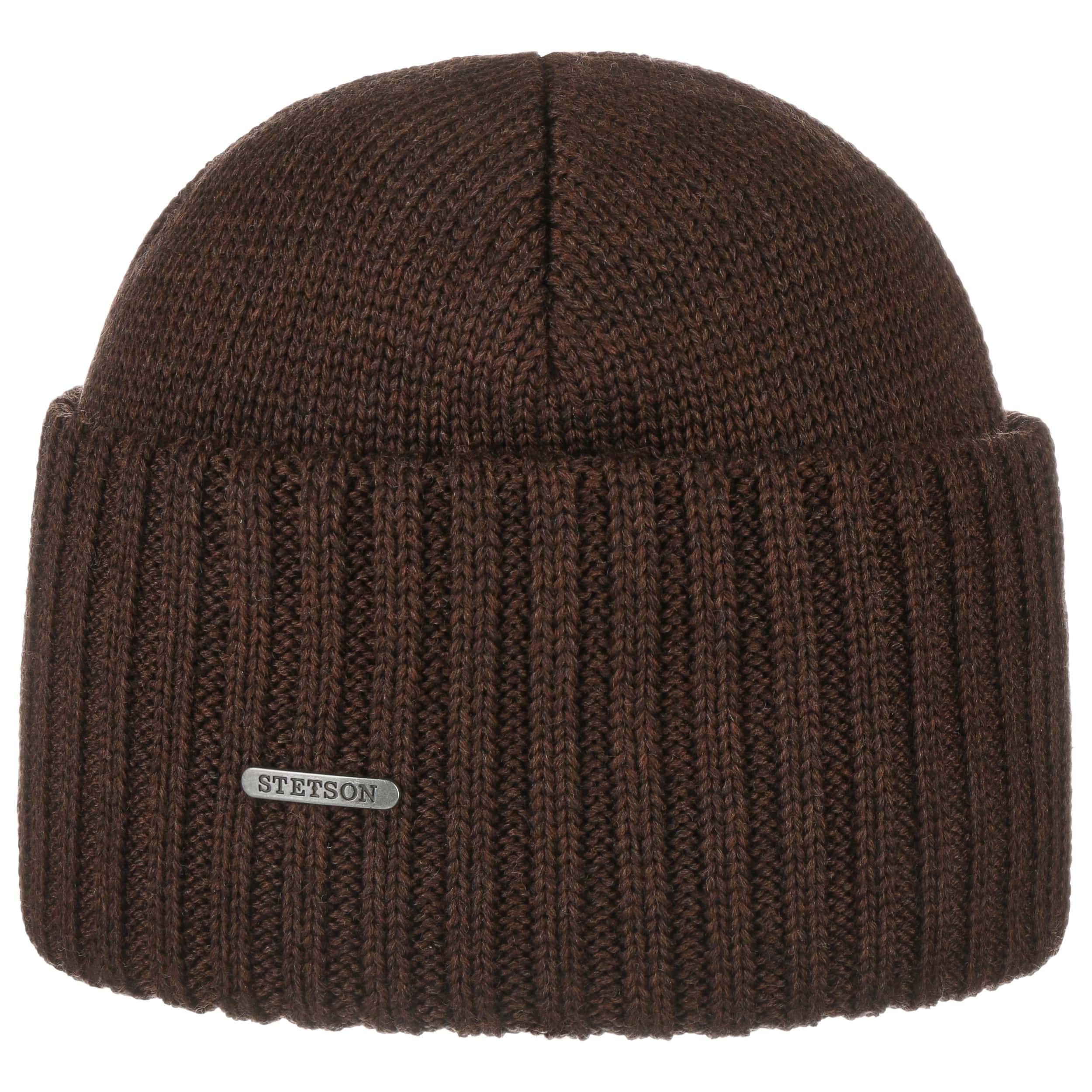 brown knit hat