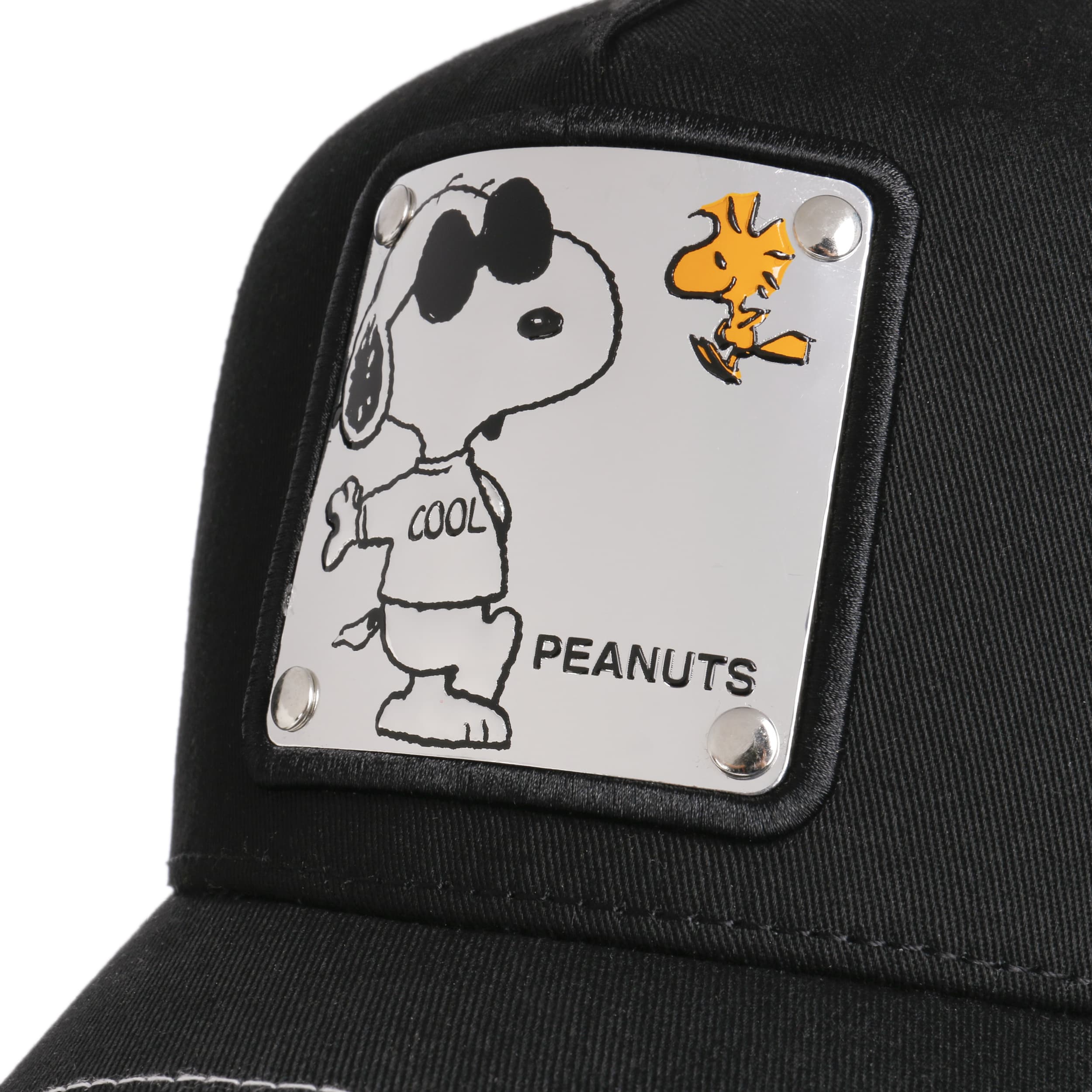 Peanuts Cool Trucker Cap by Capslab - 39,95