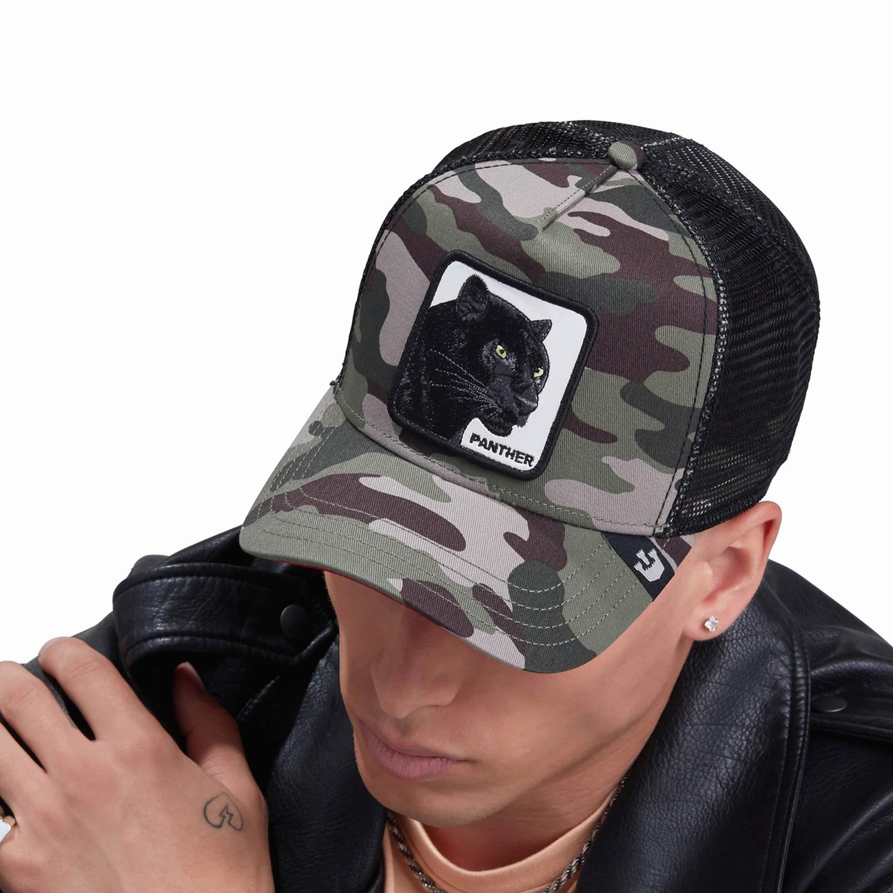 Goorin Bros. Trucker Cap Suede Pitbull – Blu Royal Void, Visiera Curva, Toppa Rialzata, Taglia Unica Regolabile, 84% Poliestere